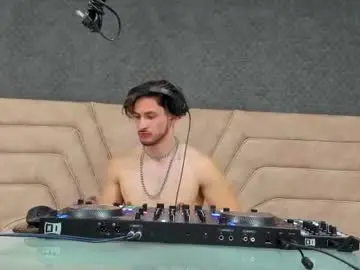 Chaturbate Free Porn Cam of axel_porn_