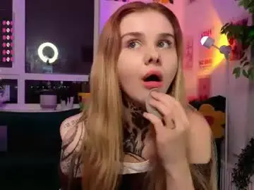 Chaturbate Live Sex Cam of britney_lynch