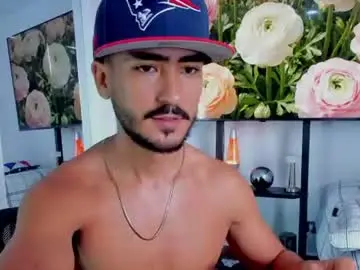 Chaturbate Sex Cam of david_johnson372