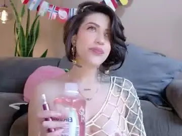 Chaturbate Free Live Porn of hannah_borbon_