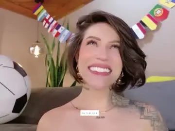 Chaturbate Sex Cam of hannah_borbon_
