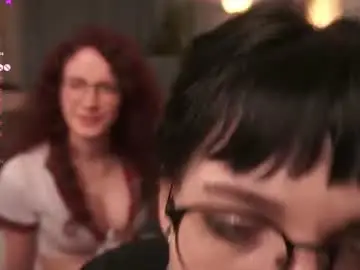 Chaturbate Live Sex Cam of little_poetry