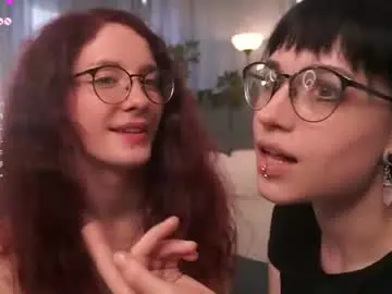 Chaturbate Live Sex Cam of little_poetry