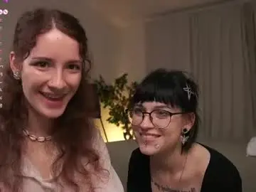 Chaturbate Live Sex Cam of little_poetry
