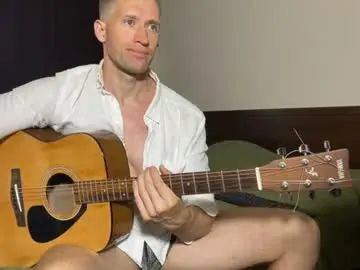 Chaturbate Free Porn Cam of marc105100