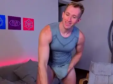 Chaturbate Live Sex Cam of marc105100