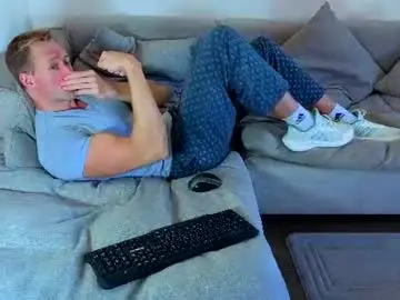 Chaturbate Live Sex Cam of marc105100