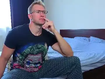 Chaturbate Adult Webcams of marc105100