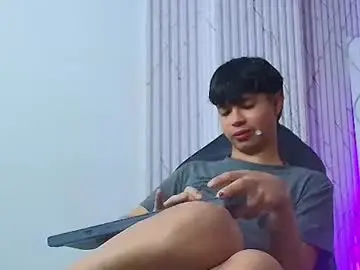 Chaturbate Live Sex of spark_tay