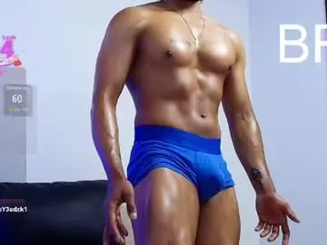 Chaturbate Live Sex Cam of troy_lee1