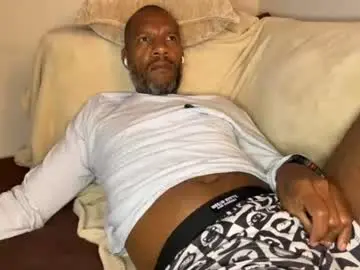 Chaturbate Live Porn of callmeelmore