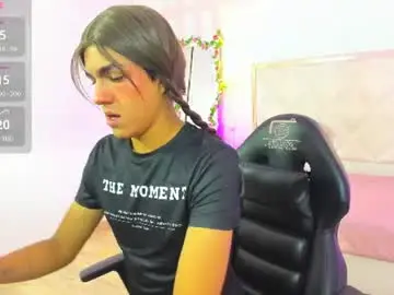 Chaturbate Live Porn of damian_tay1