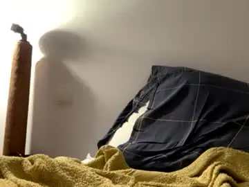 Chaturbate Live Sex Cam of francis3233