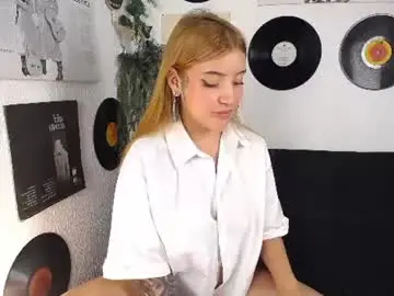 Chaturbate Best live sex cam show of maylinskye