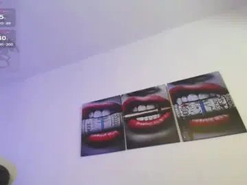 Chaturbate Best live sex cam show of mia_downson
