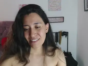 Chaturbate Live Sex Cam of violeta_scott_