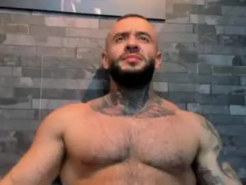 Chaturbate Free Porn Cam of brucedallas