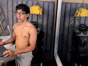 Chaturbate Adult Video Chat of julianrouss