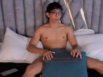 Chaturbate Free Live Porn of julianrouss