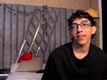 Chaturbate Live Sex Cam of julianrouss