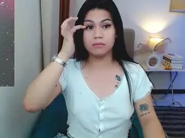Chaturbate Live Sex Cam of leighcortesi