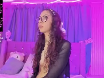 Chaturbate Free Live Porn of kiara_lovelyy