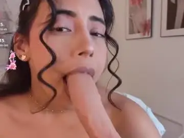 Chaturbate Watch Live Sex Cams of miajones_blowjob