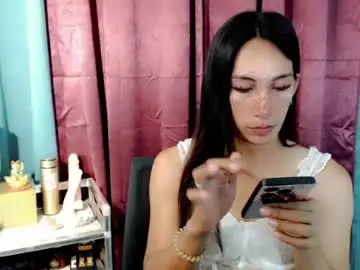 Chaturbate Watch Live Sex Cams of pinay_lucy