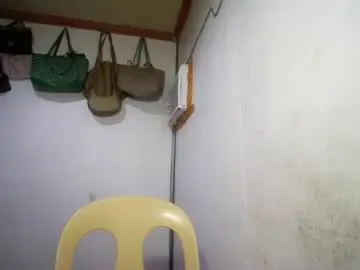 Chaturbate Live Sex Cam of sweetie_trishiaxx