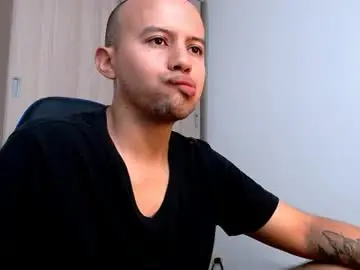 Chaturbate Free Live Porn of damian_wish