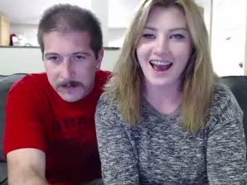 Chaturbate Live Sex Cam of josiegirl9