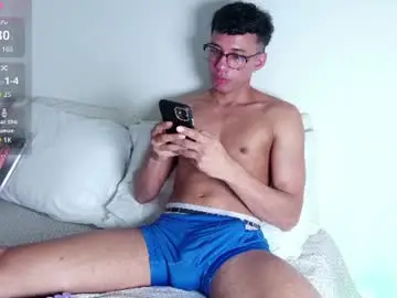Chaturbate Sex Chat of phillip_collins