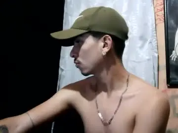 Chaturbate Best live sex cam show of zeusragnarok