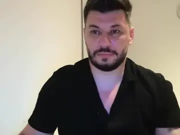 Chaturbate Live Sex Cam of chasingthevibe