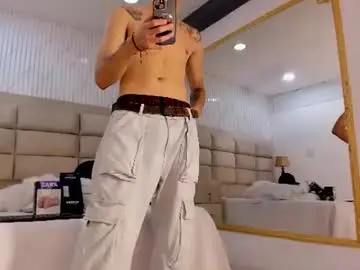 Chaturbate Watch Live Sex Cams of diamondss_1