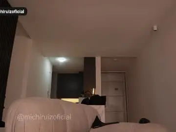 Chaturbate Watch Live Sex Cams of emilylittle