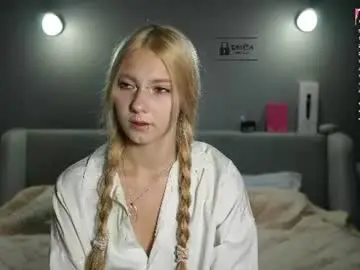Chaturbate Best live sex cam show of lovelygracee
