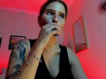 Chaturbate Free Live Porn of naiely_naides