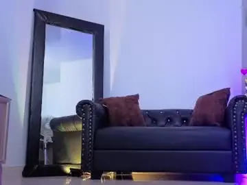 Chaturbate Adult Video Chat of annylittle_
