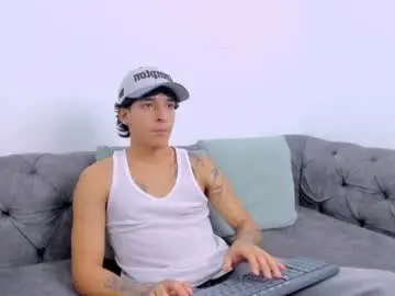 Chaturbate Free Porn Cam of kroywave