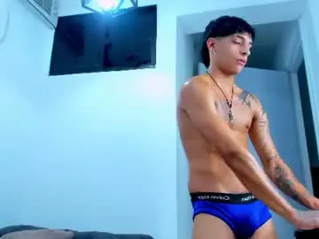 Chaturbate Live Sex Cam of kroywave
