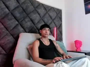 Chaturbate Watch Live Sex Cams of kroywave