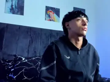 Chaturbate Sex Cam of kroywave