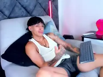 Chaturbate Free Live Porn of kroywave