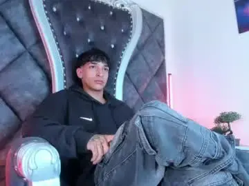 Chaturbate Best live sex cam show of kroywave