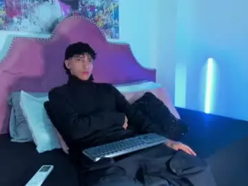 Chaturbate Free Live Porn of kroywave