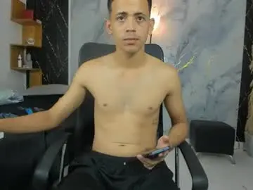 Chaturbate Adult Video Chat of latinohot_31