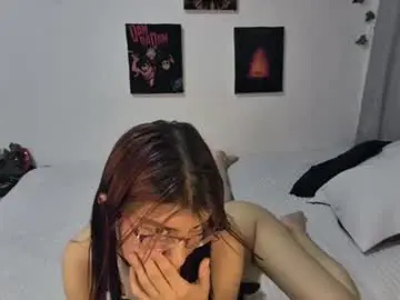 Chaturbate Live Sex Cam of sarahsmitt