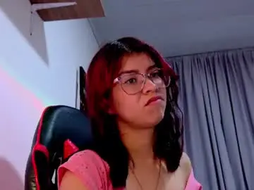Chaturbate Live Sex Cam of sarahsmitt