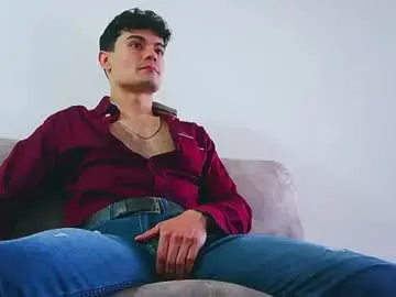 Chaturbate Live Sex Cam of jhohannes_maximo